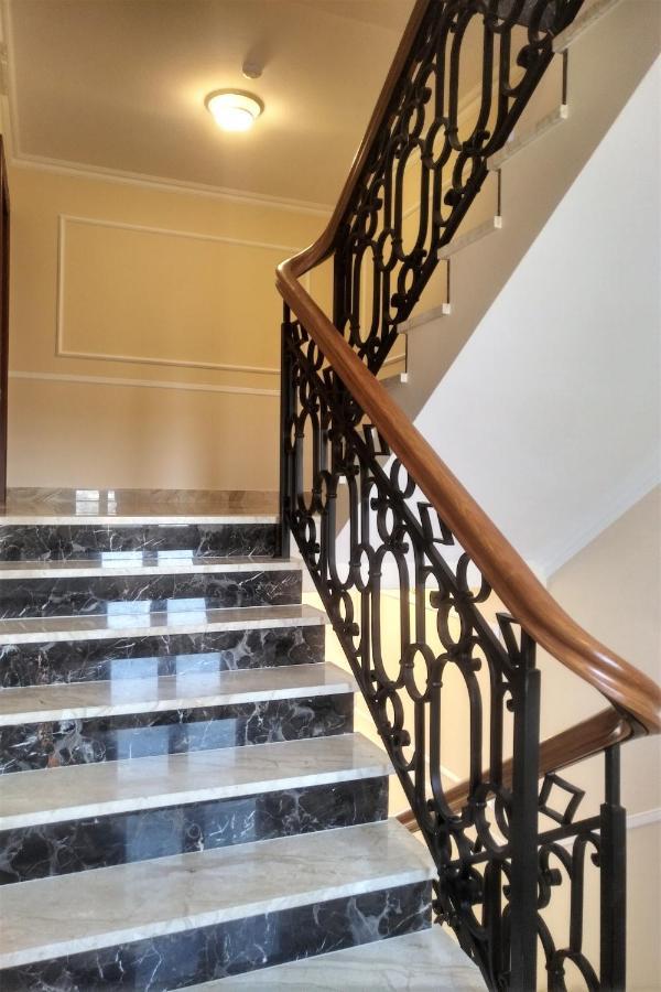 Apartamenty Ucho Igielne ซานดอเมียร์ช ภายนอก รูปภาพ